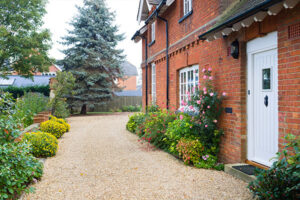 Professional gravel driveway company in Totton